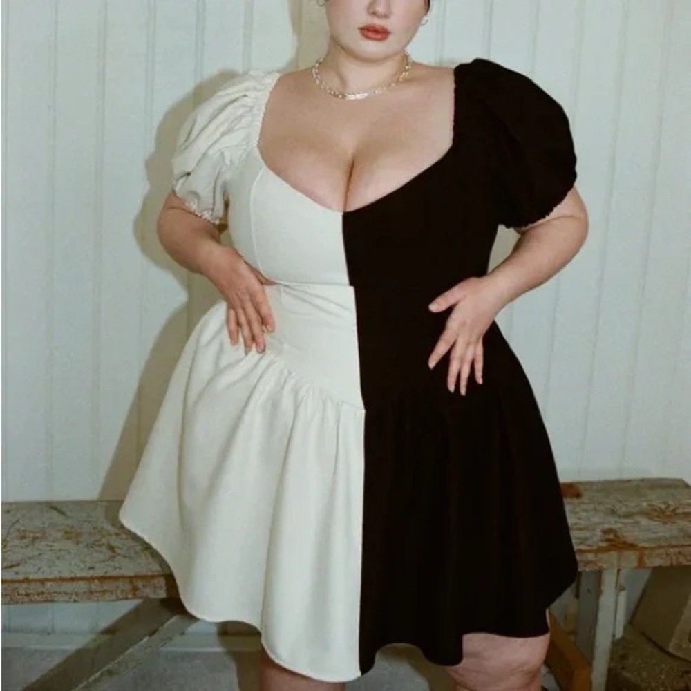 2XL The Fashion Brand Company Black and White Virgin Mini Dress